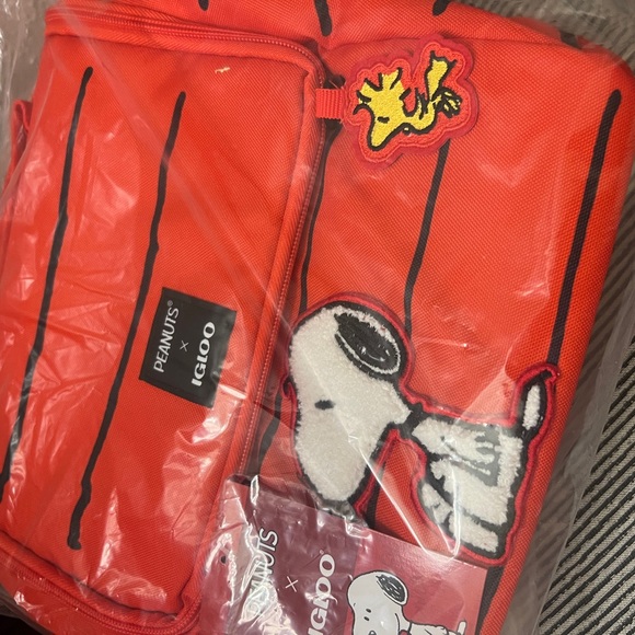 snoopy igloo lunch box/soft cooler NWT - Picture 3 of 7